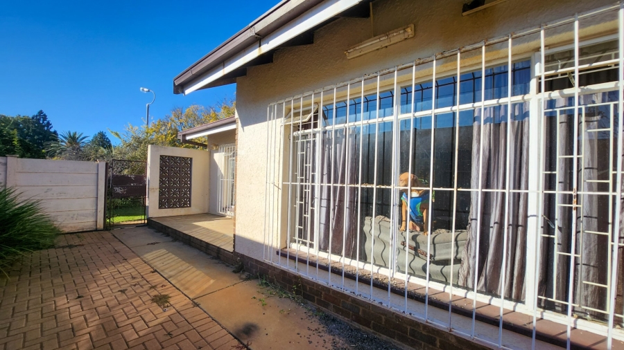 4 Bedroom Property for Sale in Meiringspark North West